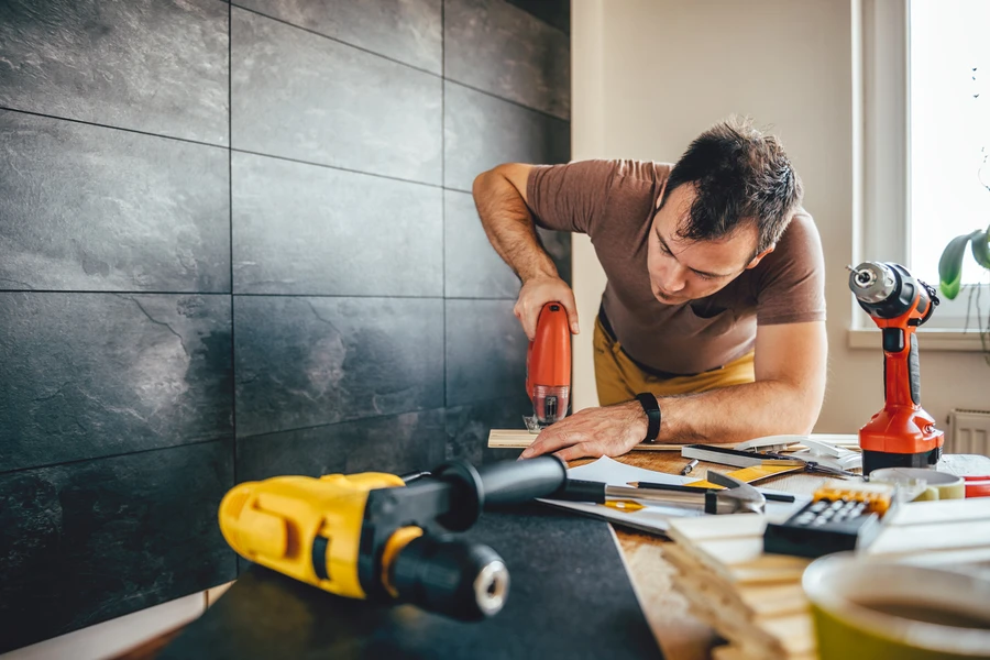 How To Choose The Right Contractor For Your Home Remodel Milford, MA How To Choose The Right Contractor For Your Home Remodel Milford, MA